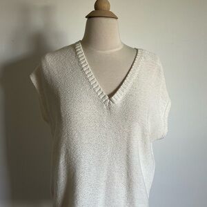 LOFT Women's V-Neck Sweater - Soft White size Small
